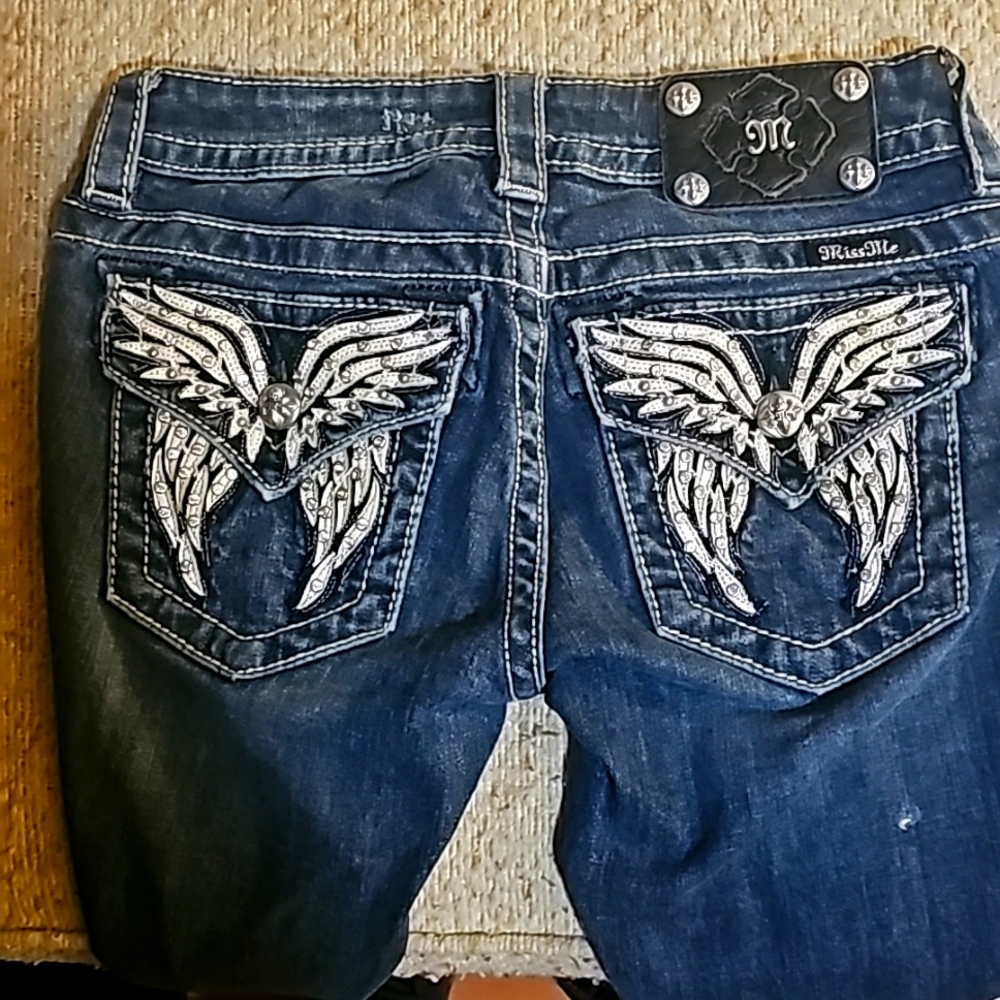 Miss me size 25 straight leg 32 inseem